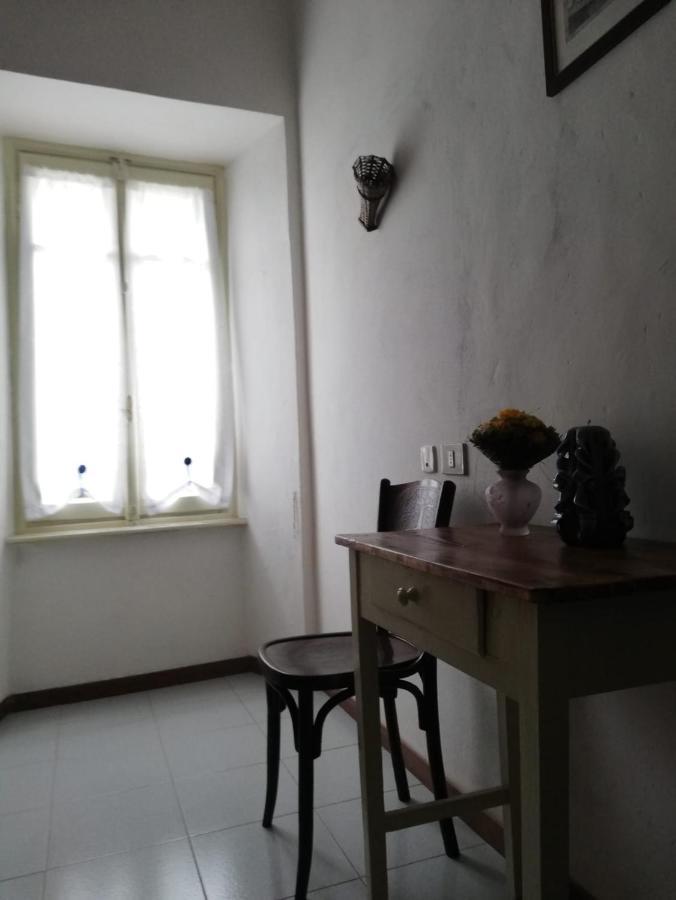 Residenza Santa Valeria Hotel Caglio Buitenkant foto