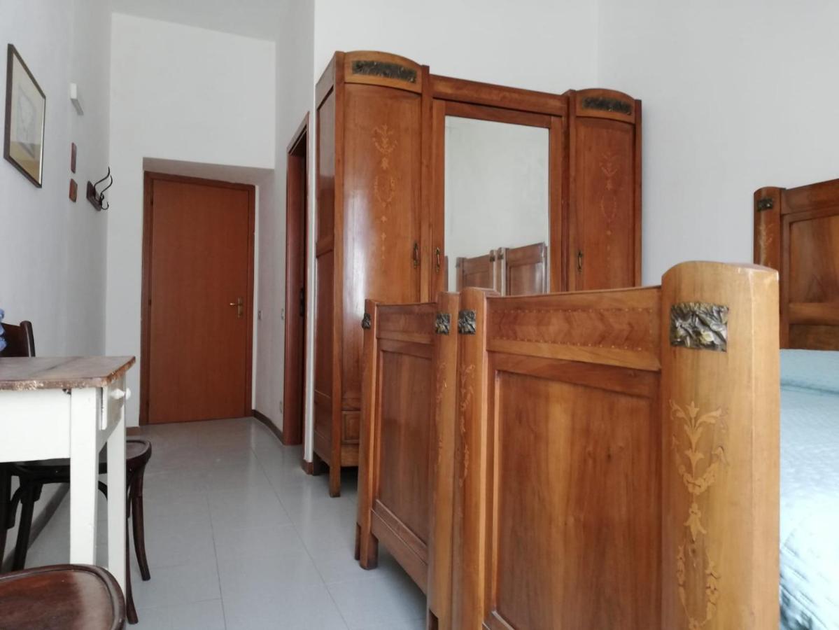 Residenza Santa Valeria Hotel Caglio Buitenkant foto