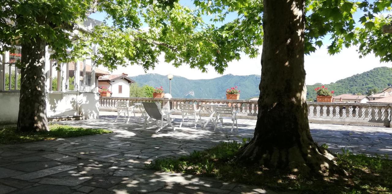 Residenza Santa Valeria Hotel Caglio Buitenkant foto